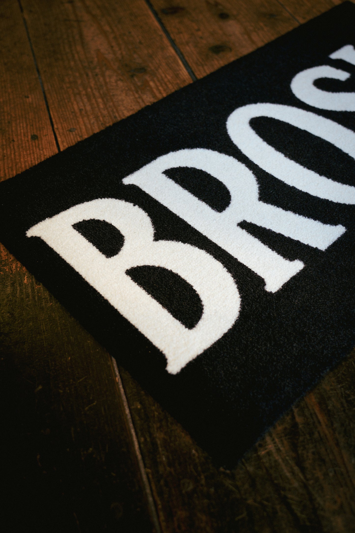 BROSH BOX LOGO RUGMAT