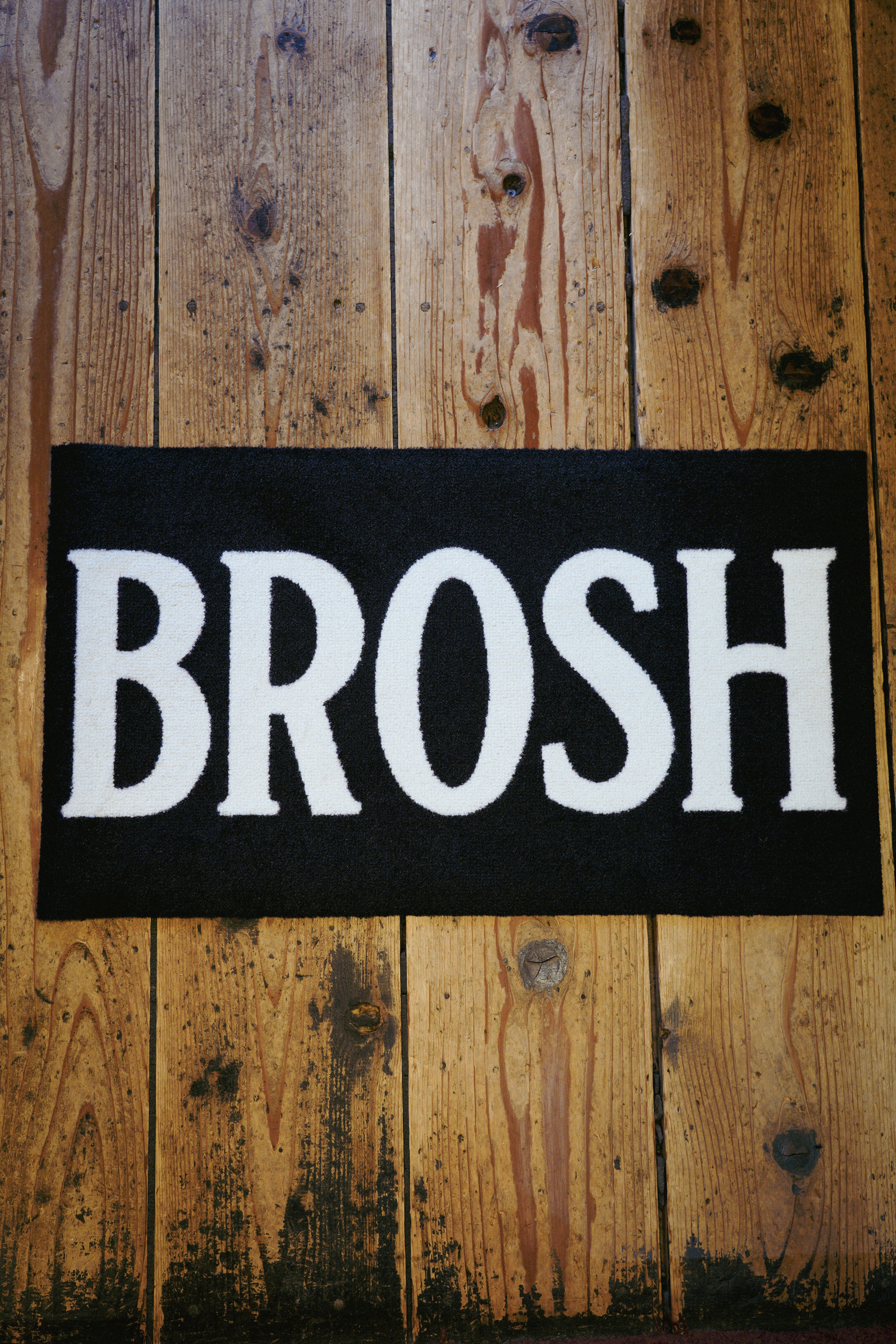 BROSH BOX LOGO RUG MAT